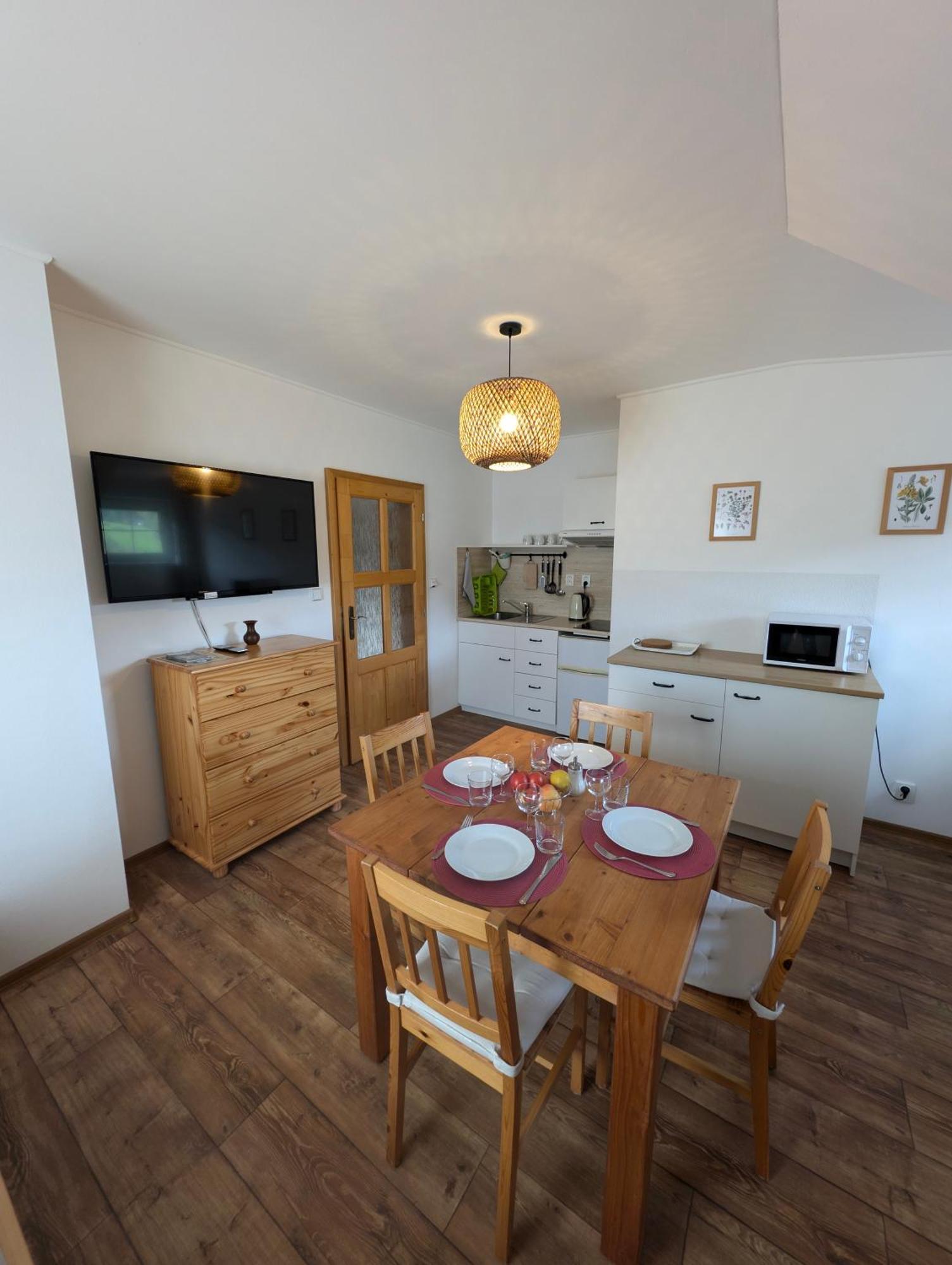 Apartment Brusinka Kasperske Hory Bagian luar foto